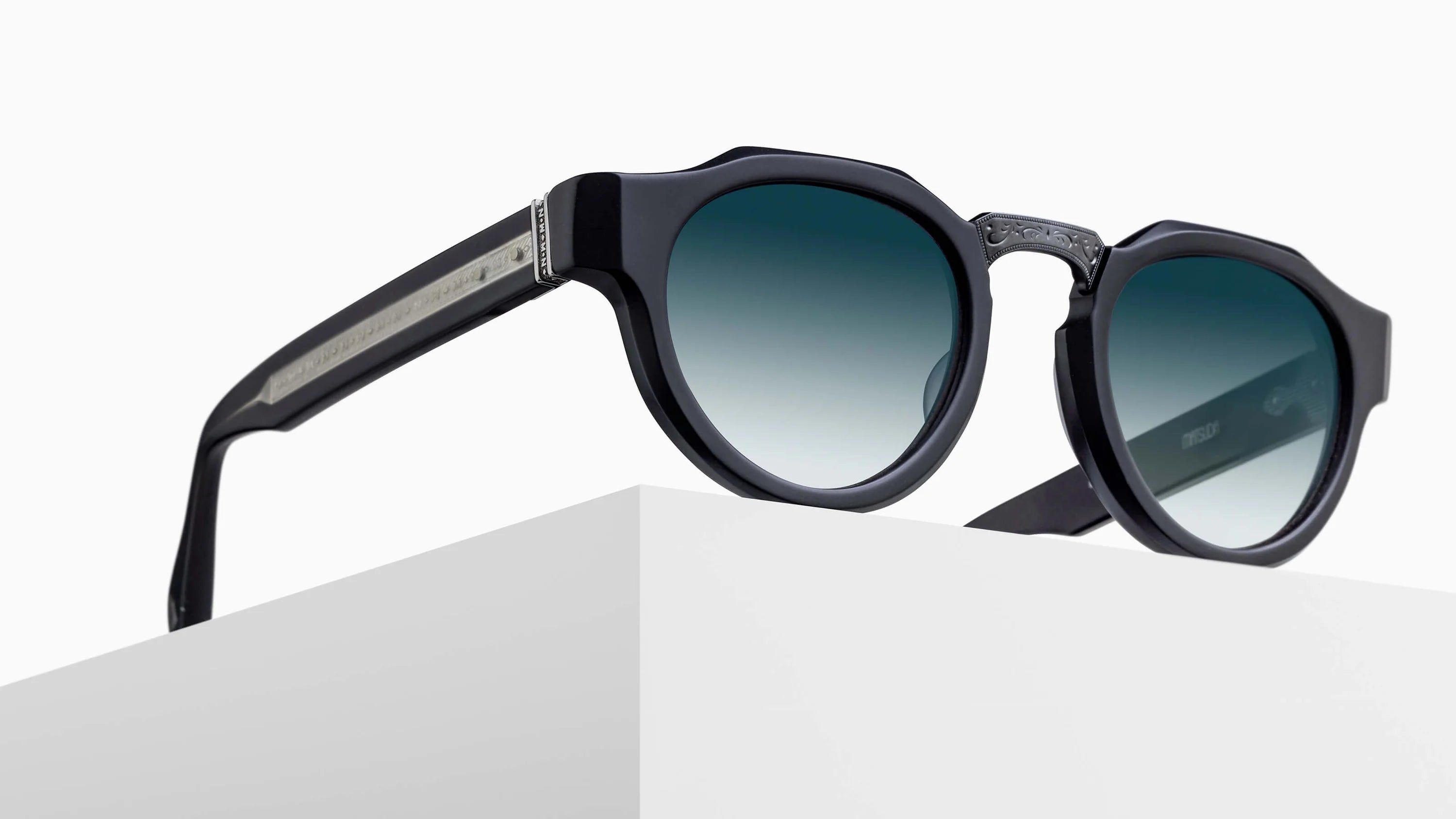 MATSUDA 1037 - Color MBK Matte Black