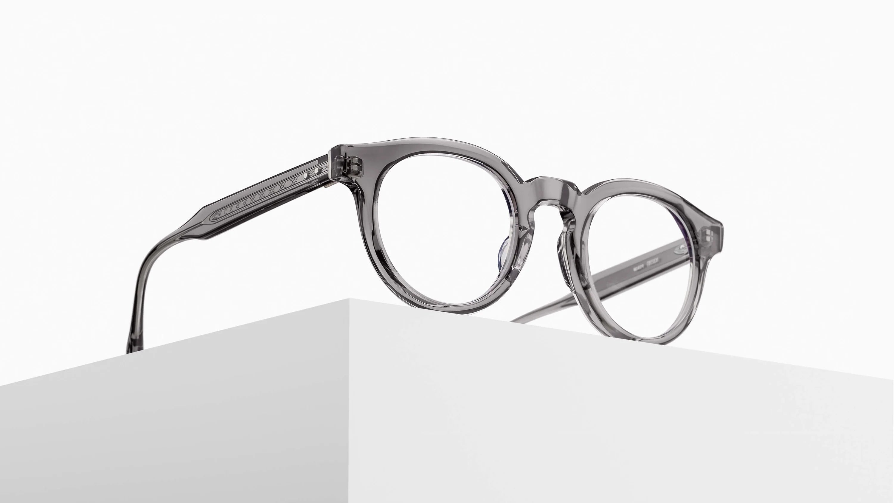 MATSUDA 1039 - Color GRC