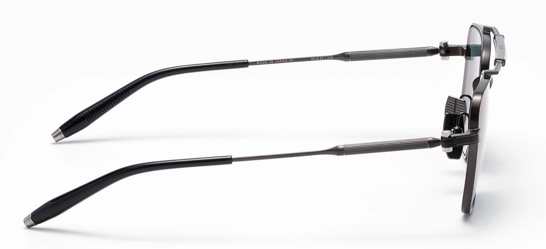 AKONI EUROPA - Color BLK-NVY Brushed Black